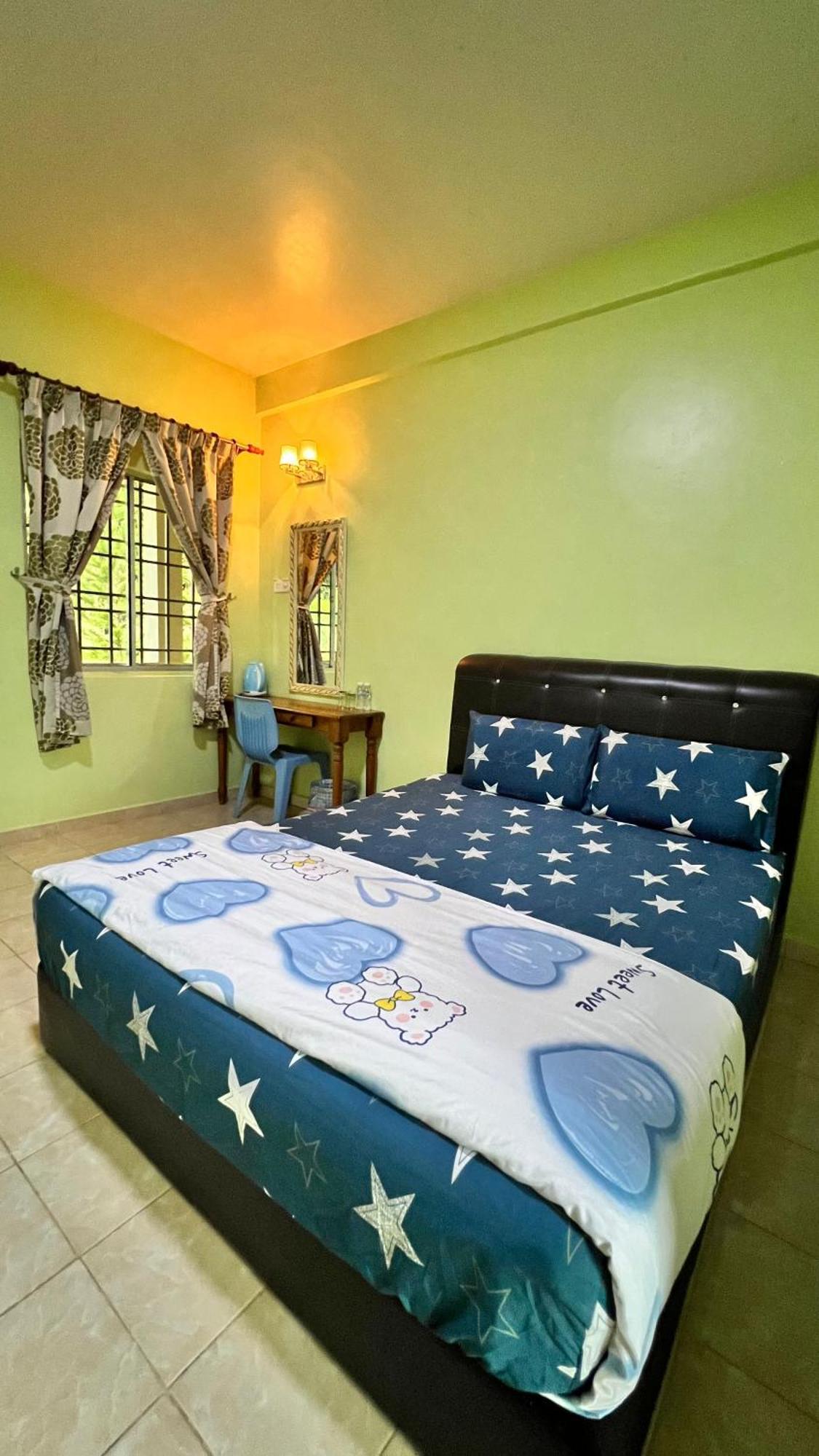 Country House Pulai Holiday Village Gua Musang Esterno foto
