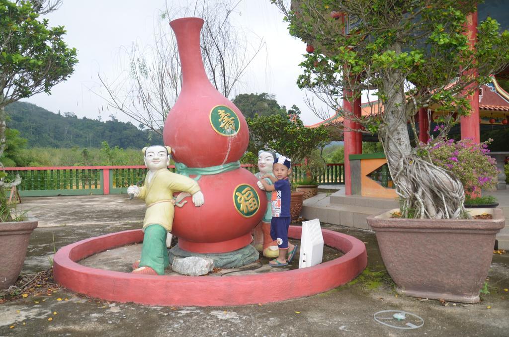 Country House Pulai Holiday Village Gua Musang Esterno foto