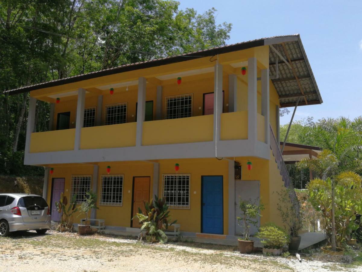 Country House Pulai Holiday Village Gua Musang Esterno foto